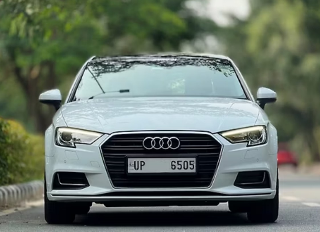 PREMIUM LUXURY –  AUDI