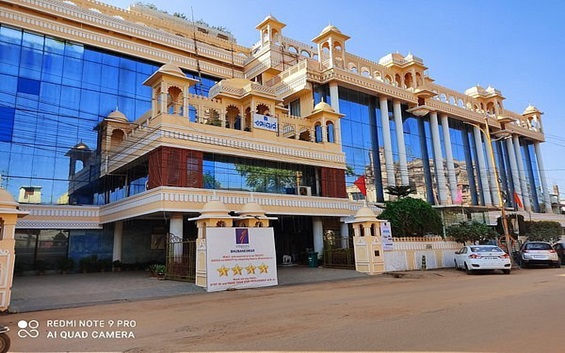 HOTEL EMPIRES,SAHEEDNAGAR, VANIVIHAR